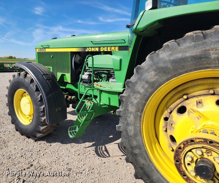 image for item KC9403 1993 John Deere 4960  MFWD tractor