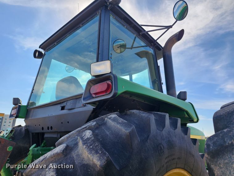 image for item KC9403 1993 John Deere 4960  MFWD tractor