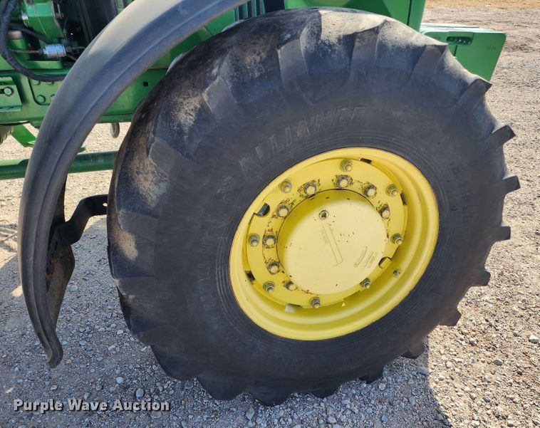 image for item KC9403 1993 John Deere 4960  MFWD tractor