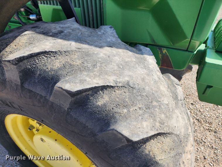 image for item KC9403 1993 John Deere 4960  MFWD tractor