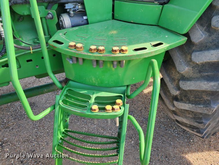 image for item KC9403 1993 John Deere 4960  MFWD tractor