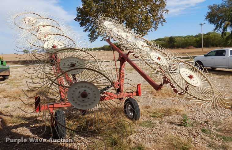 image for item KU9640 H&S V-12  hay rake