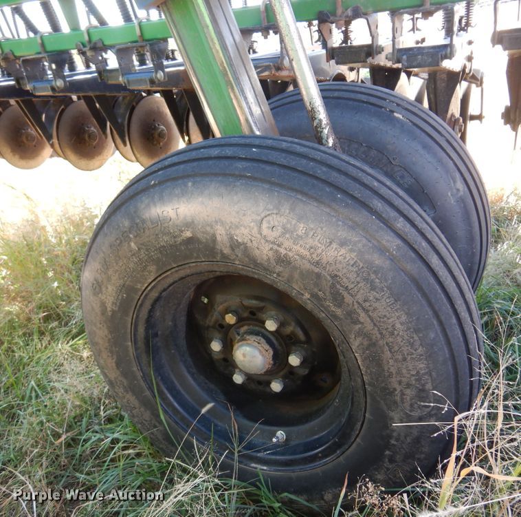 image for item KU9641 Great Plains 2SF24-387595  grain drill