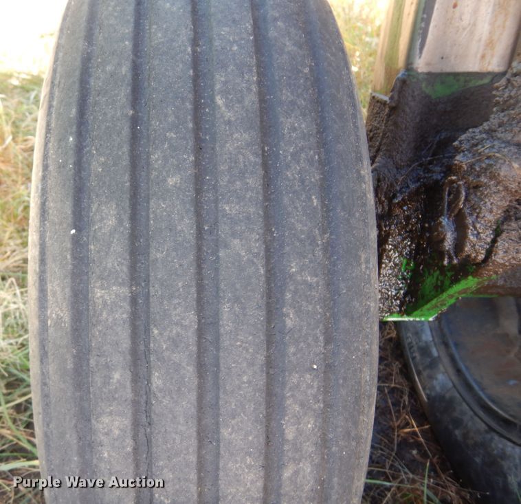 image for item KU9641 Great Plains 2SF24-387595  grain drill