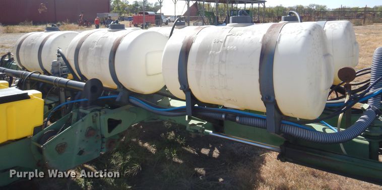 image for item KU9644 John Deere 7200 Max Emerge 2  planter