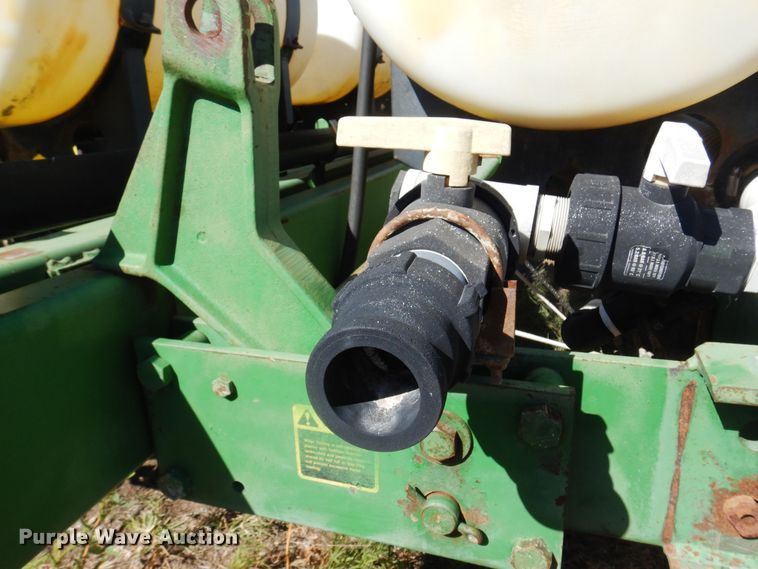 image for item KU9644 John Deere 7200 Max Emerge 2  planter