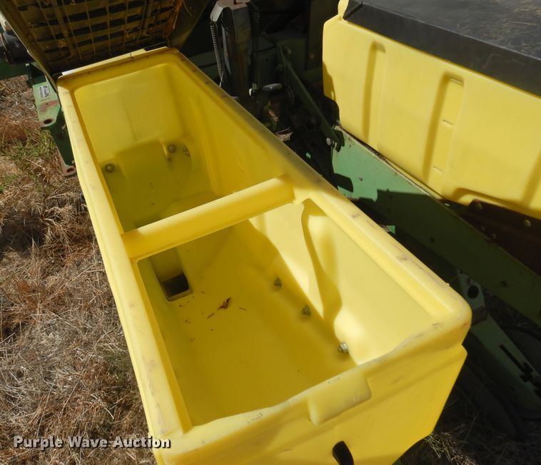 image for item KU9644 John Deere 7200 Max Emerge 2  planter