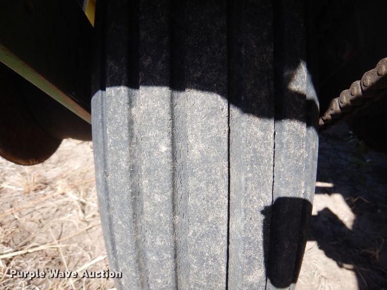 image for item KU9644 John Deere 7200 Max Emerge 2  planter