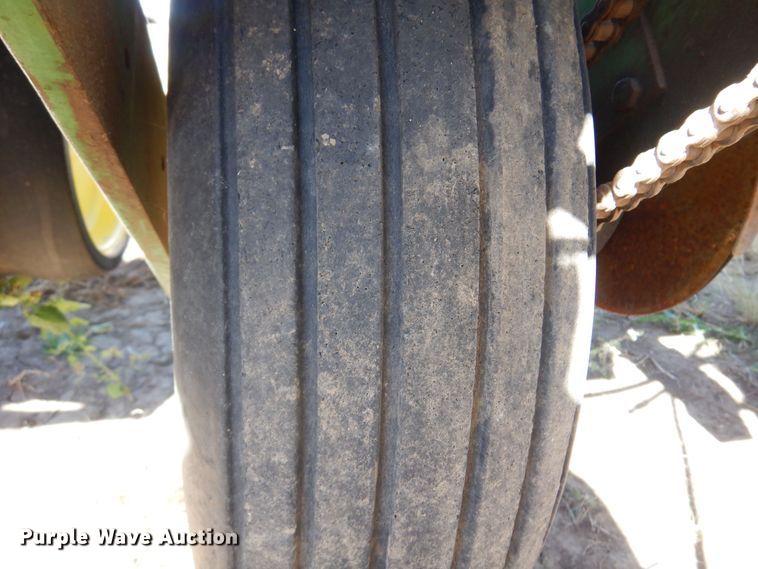 image for item KU9644 John Deere 7200 Max Emerge 2  planter