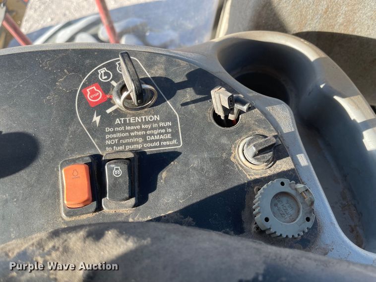 image for item LF9278 2008 New Holland H8060  windrower