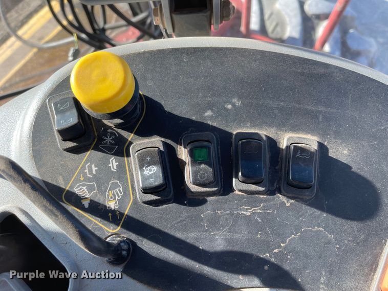 image for item LF9278 2008 New Holland H8060  windrower