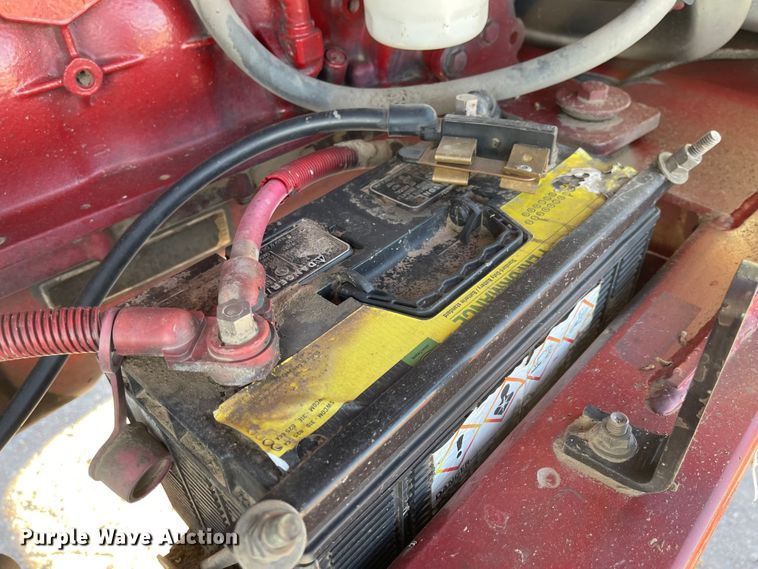 image for item LF9278 2008 New Holland H8060  windrower