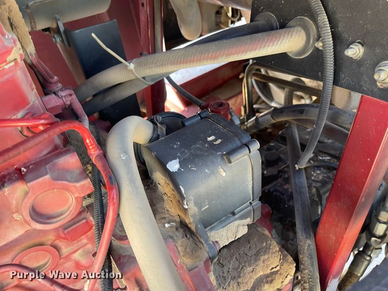 image for item LF9278 2008 New Holland H8060  windrower