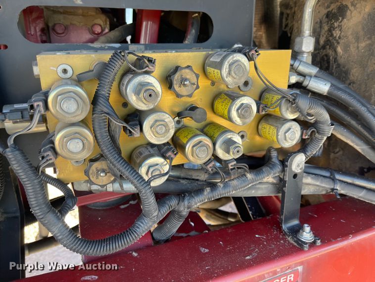 image for item LF9278 2008 New Holland H8060  windrower