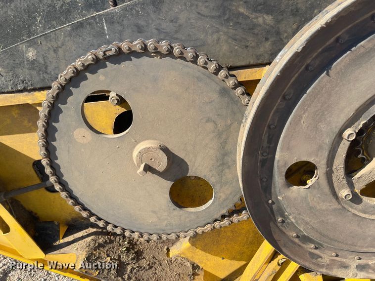 image for item LF9278 2008 New Holland H8060  windrower