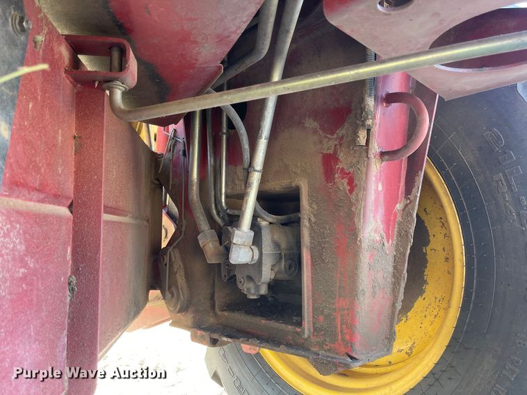 image for item LF9278 2008 New Holland H8060  windrower