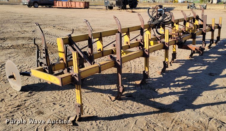 The Hanby Company row crop cultivator in Kinsley, KS | Item LG9295 sold ...