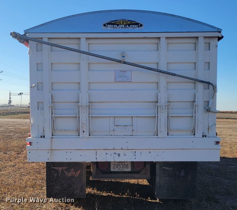 image for item LG9300 1974 Chevrolet C65  grain truck