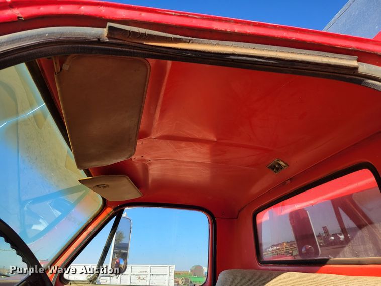 image for item LG9300 1974 Chevrolet C65  grain truck