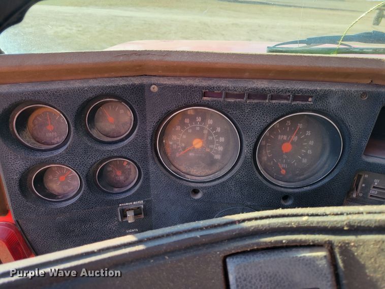 image for item LG9300 1974 Chevrolet C65  grain truck