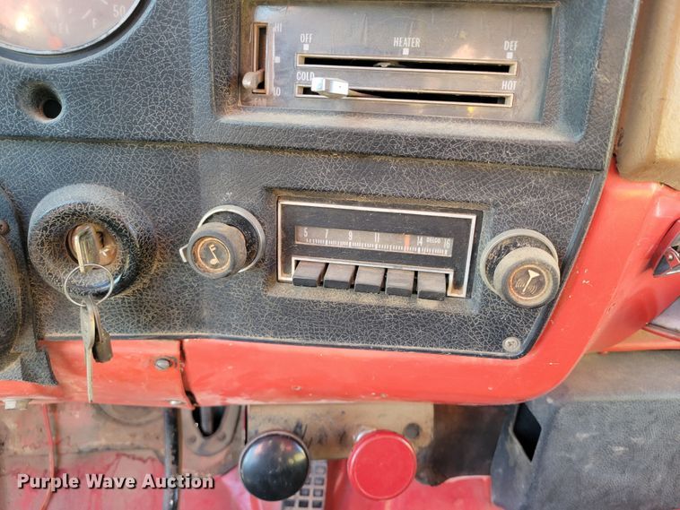 image for item LG9300 1974 Chevrolet C65  grain truck