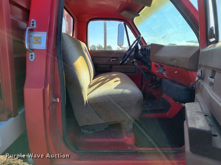 image for item LG9300 1974 Chevrolet C65  grain truck