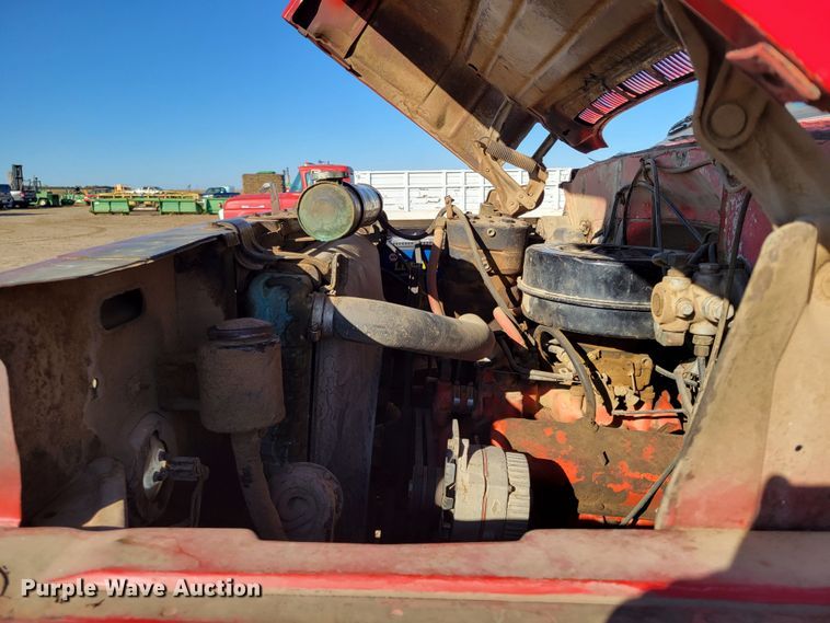 image for item LG9300 1974 Chevrolet C65  grain truck