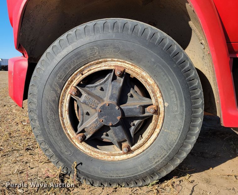 image for item LG9300 1974 Chevrolet C65  grain truck