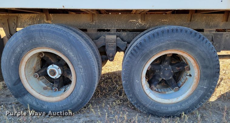 image for item LG9300 1974 Chevrolet C65  grain truck