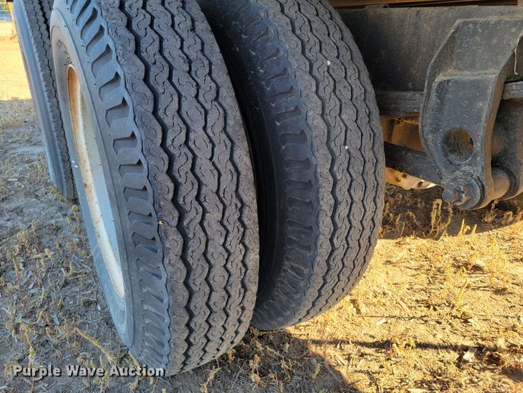 image for item LG9300 1974 Chevrolet C65  grain truck