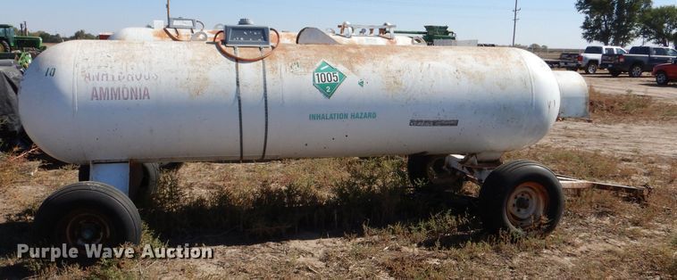 image for item LG9301 (2) anhydrous tanks
