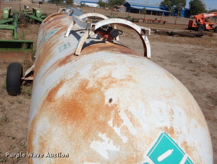 image for item LG9301 (2) anhydrous tanks