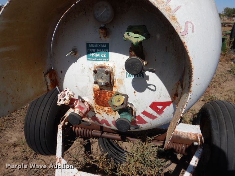 image for item LG9301 (2) anhydrous tanks