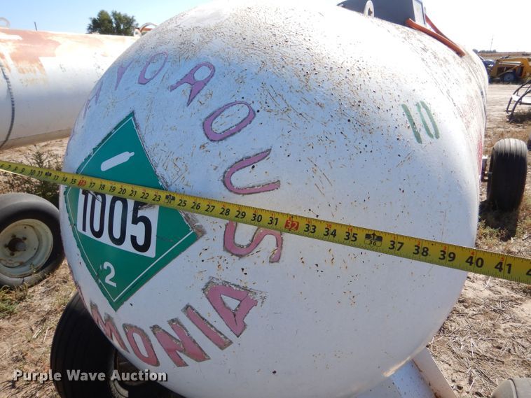 image for item LG9301 (2) anhydrous tanks