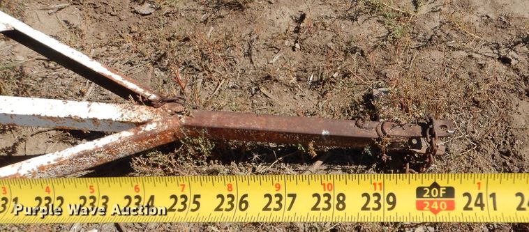 image for item LG9301 (2) anhydrous tanks