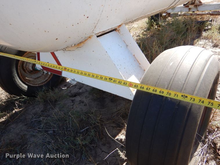 image for item LG9301 (2) anhydrous tanks