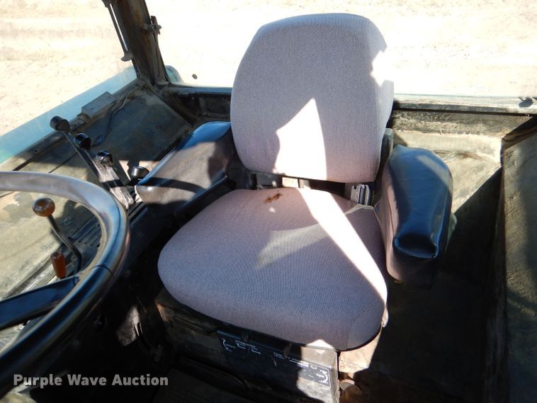 image for item LG9302 1980 John Deere 4640  tractor