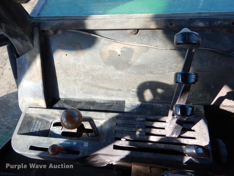 image for item LG9302 1980 John Deere 4640  tractor