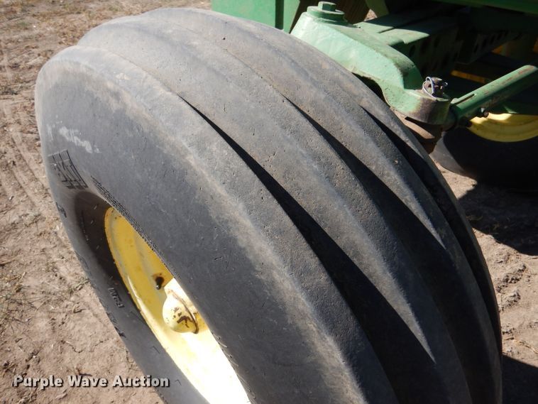 image for item LG9302 1980 John Deere 4640  tractor