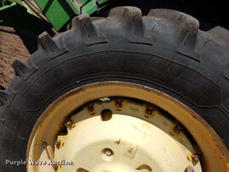 image for item LG9302 1980 John Deere 4640  tractor