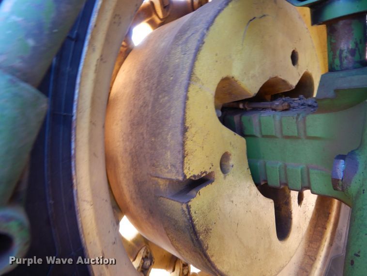 image for item LG9302 1980 John Deere 4640  tractor