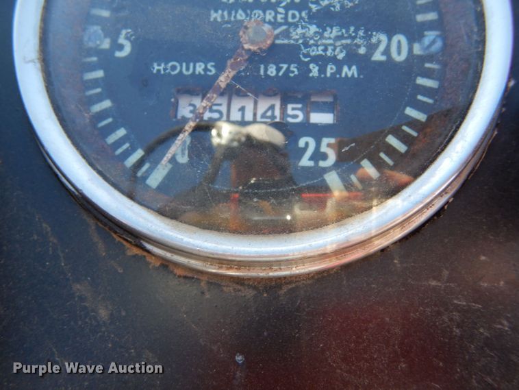 image for item LG9303 1967 Massey Ferguson 180  tractor