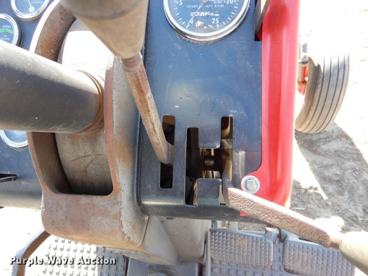 image for item LG9303 1967 Massey Ferguson 180  tractor