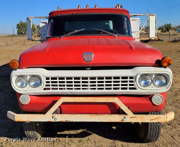 image for item LG9305 1958 Ford  grain truck