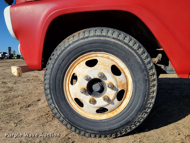 image for item LG9305 1958 Ford  grain truck