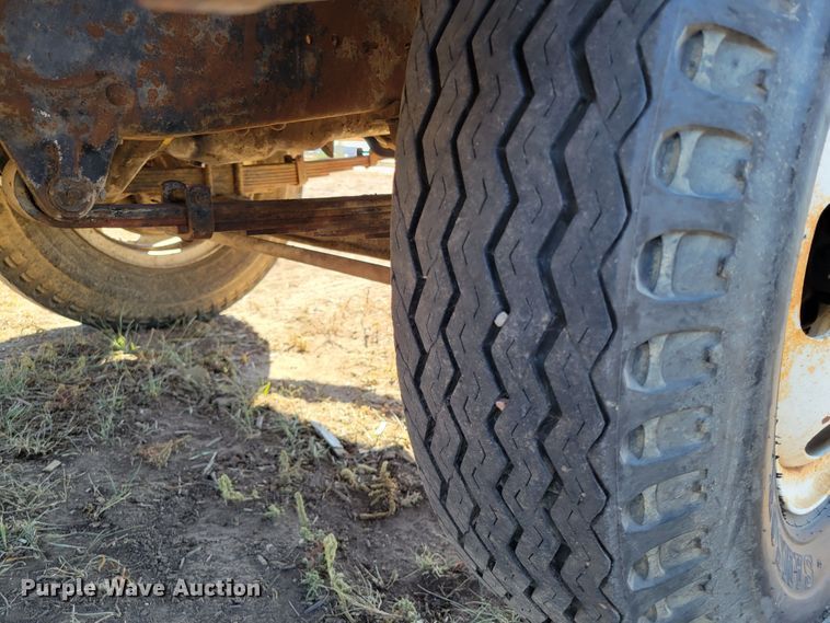 image for item LG9305 1958 Ford  grain truck