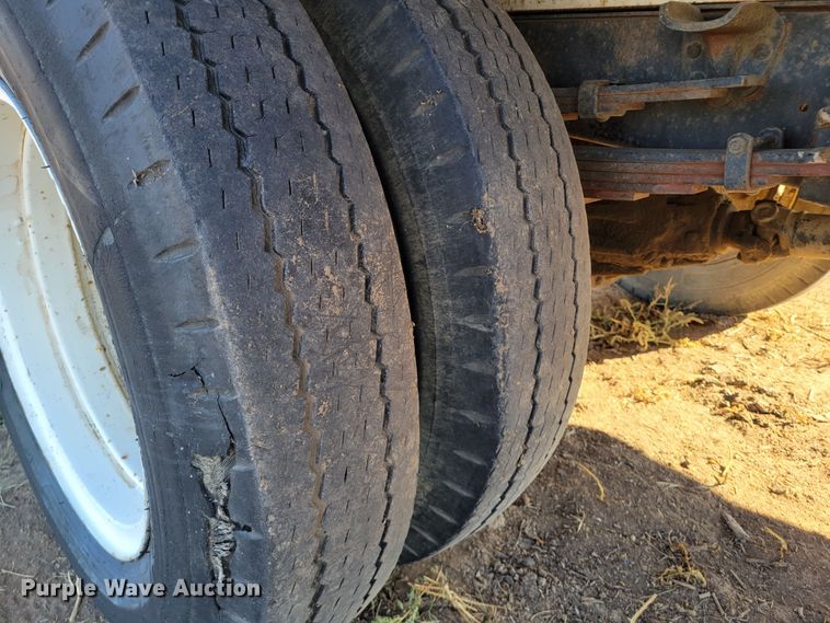 image for item LG9305 1958 Ford  grain truck