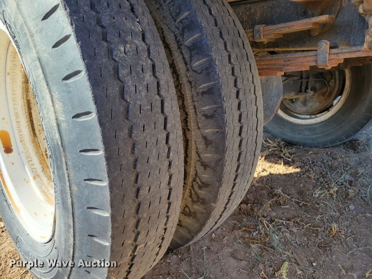 image for item LG9305 1958 Ford  grain truck