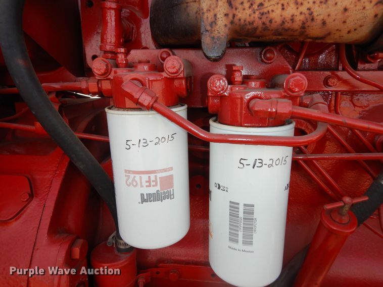 image for item LG9789 1970 International Farmall 856  tractor