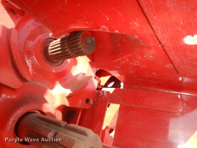 image for item LG9789 1970 International Farmall 856  tractor